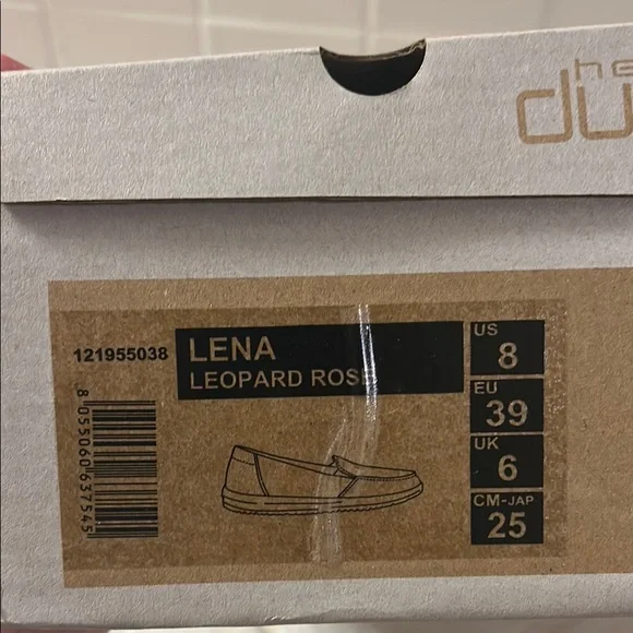 Hey Dude Women's Pink Leopard Flats size 8 - Picture 5 of 5